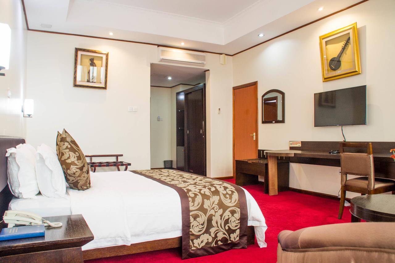 Lake View Resort Hotel Mbarara Eksteriør billede